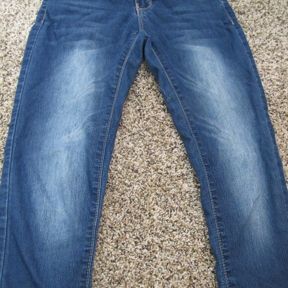 VIP Skinny Jeans‎ Womens Size 1/2 Blue Medium Wash Stretch Denim Pants Juniors - Picture 2 of 7